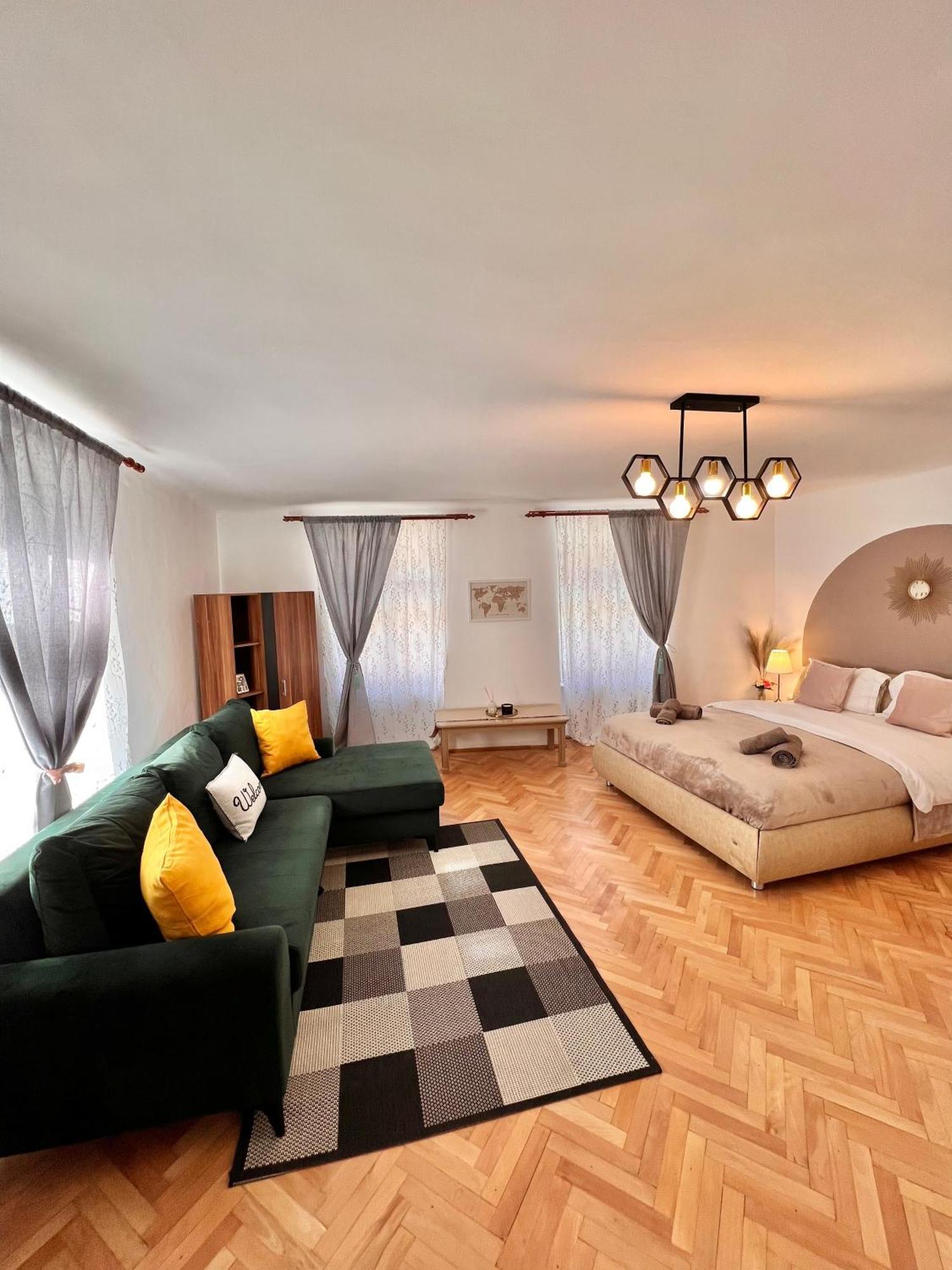 Old Town City Center Apartments ブラショフ エクステリア 写真