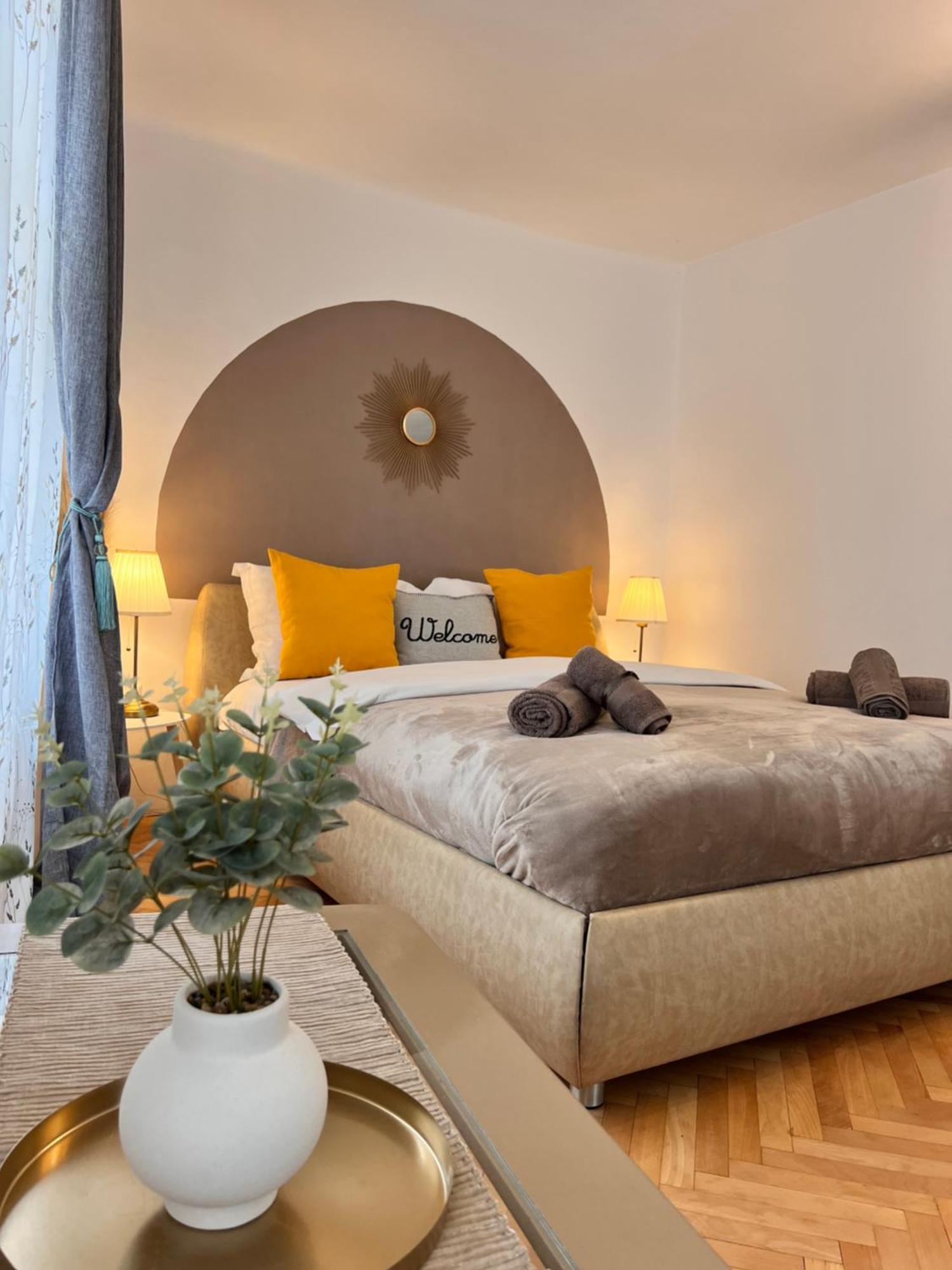 Old Town City Center Apartments ブラショフ エクステリア 写真