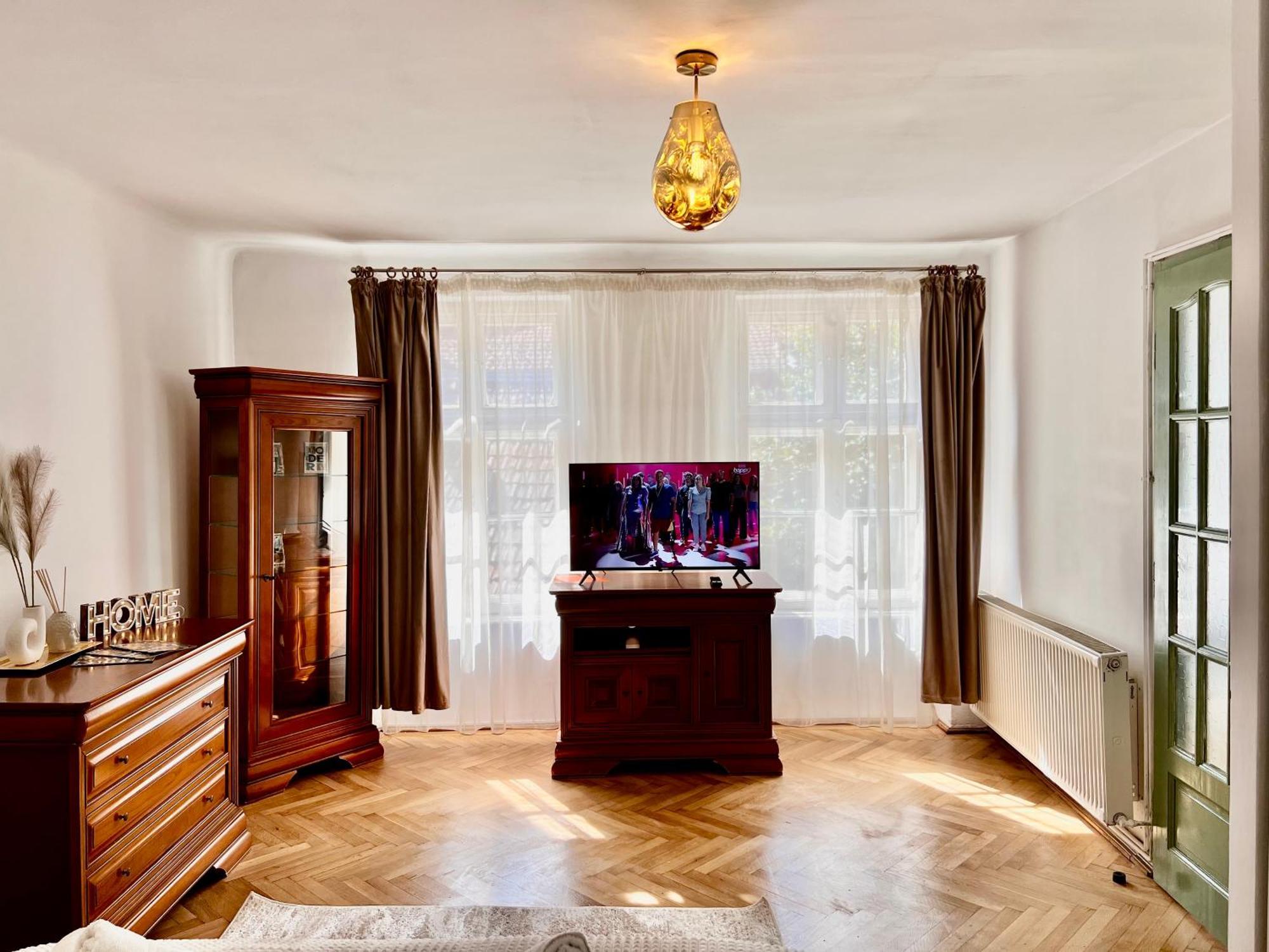 Old Town City Center Apartments ブラショフ エクステリア 写真