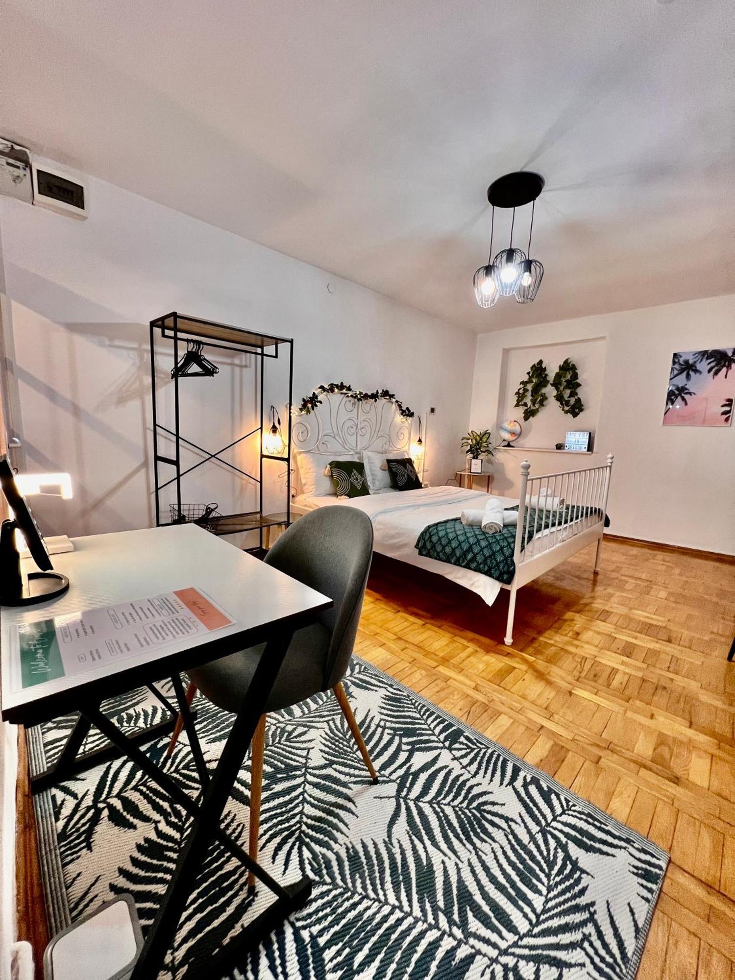 Old Town City Center Apartments ブラショフ エクステリア 写真